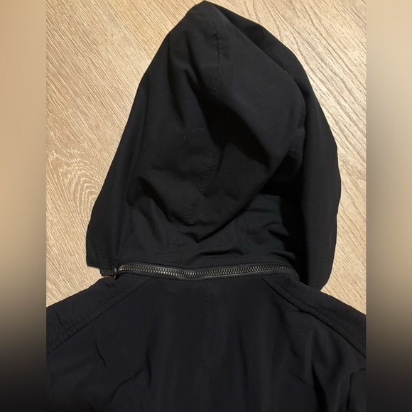 Black lululemon Asymmetrical Zip Jacket - Picture 8 of 8